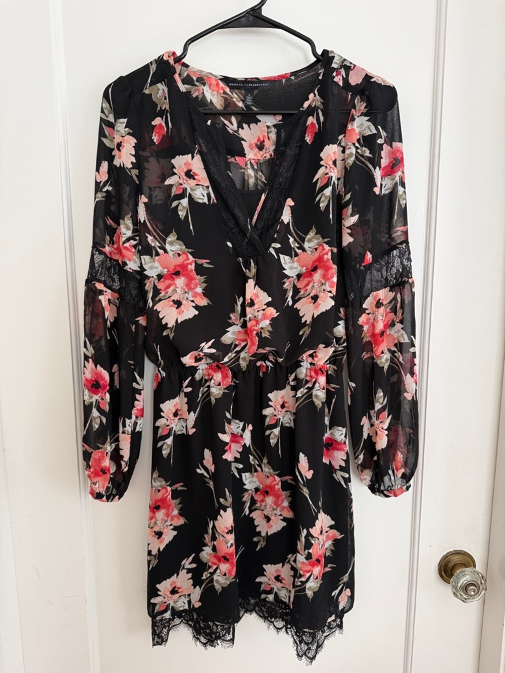 White House Black Market•Floral Lace-Trim Long Sleeve Dress•Size 2